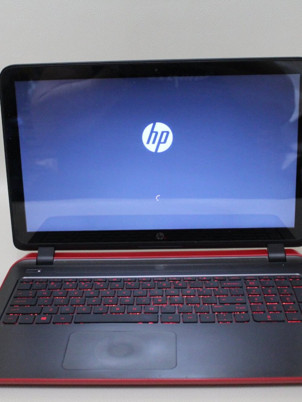 HP Beats Touchscreen Laptop AMD A8 8GB RAM 1TB HDD DVD Backlit Win10 Tested PC - Picture 6 of 13